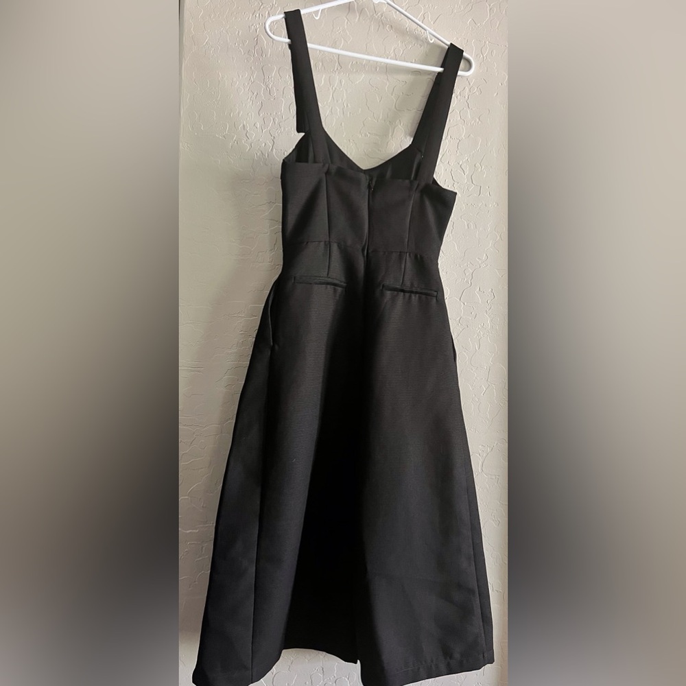 Lulu’s Alton black wide-leg culotte jumpsuit